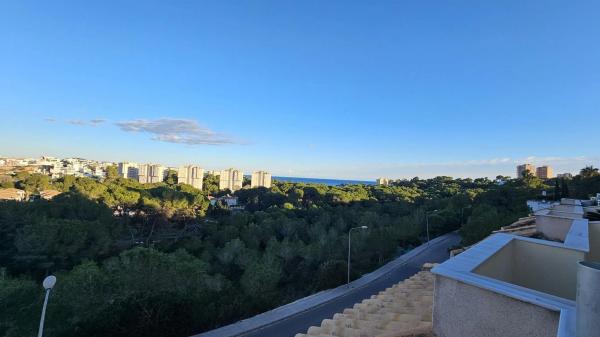 Piso en Barrio Campoamor