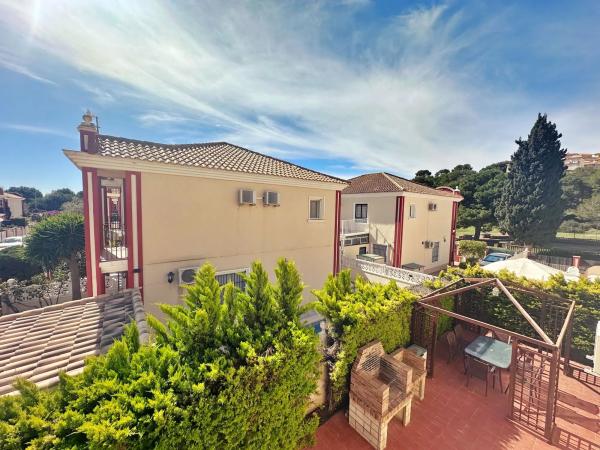 Casa independiente en calle Gloria Fuertes, 8