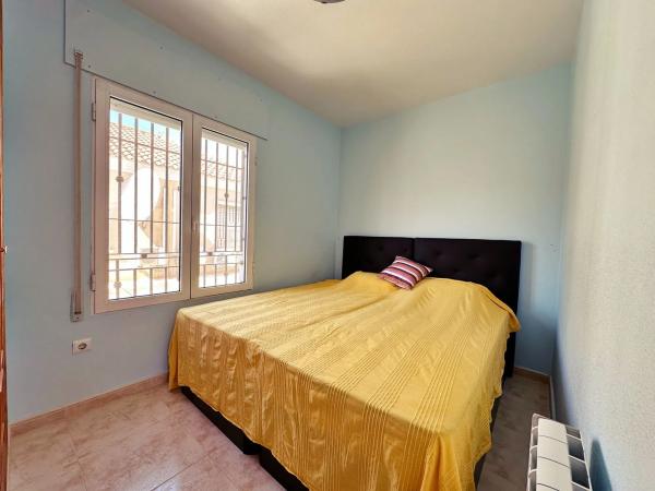 Casa independiente en calle Gloria Fuertes, 8