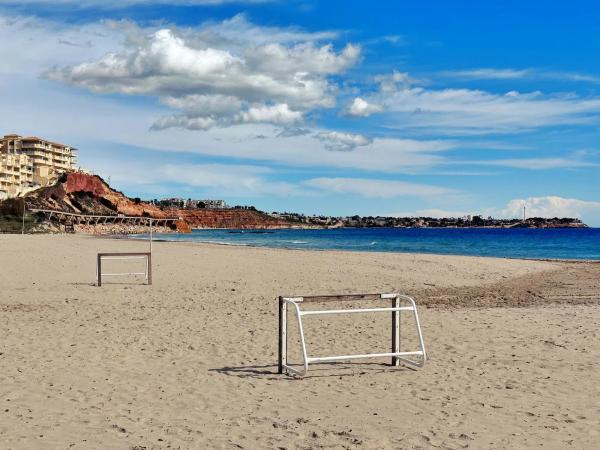 Casa independiente en calle Gloria Fuertes, 8