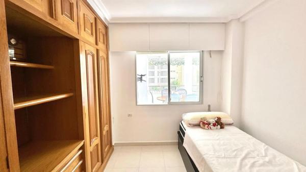 Piso en calle Rube Darío Cmor