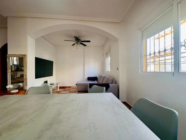 Chalet adosado en calle Galena