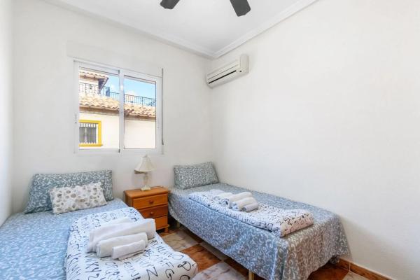 Chalet adosado en calle Galena s/n