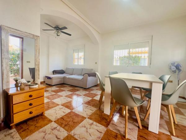 Chalet adosado en calle Galena