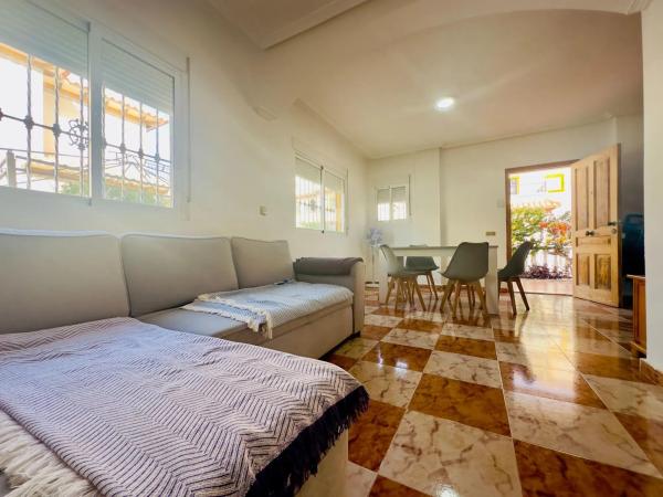 Chalet adosado en calle Galena