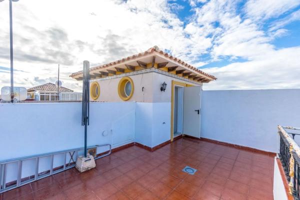 Chalet adosado en calle Galena s/n