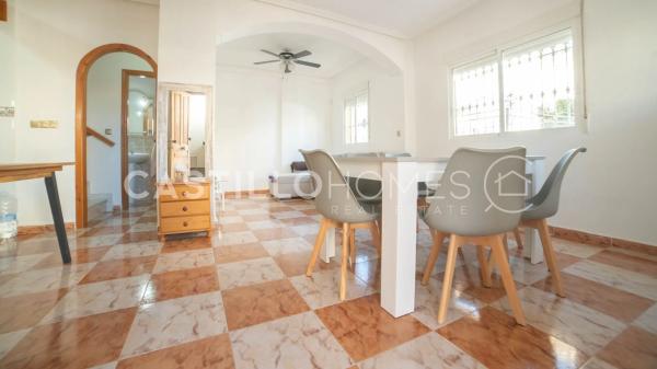 Chalet pareado en calle Galena, 3