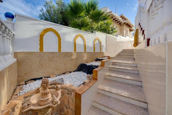 Casa independiente en plaza C-2 p Flamenca Sur