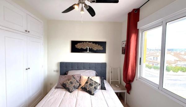 Piso en calle Ramón y Cajal