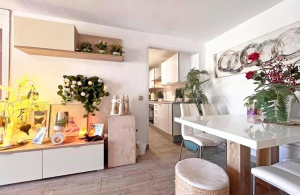 Casa independiente en carretera de Villamartín