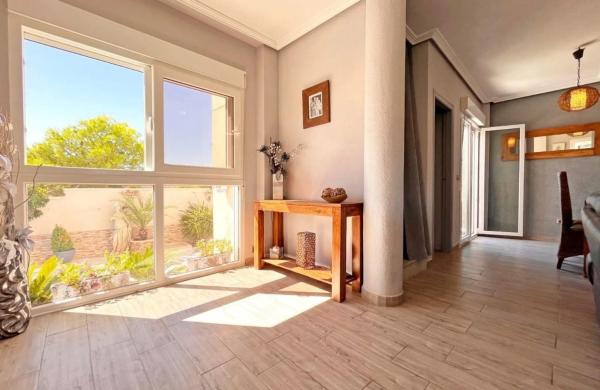 Casa independiente en carretera de Villamartín