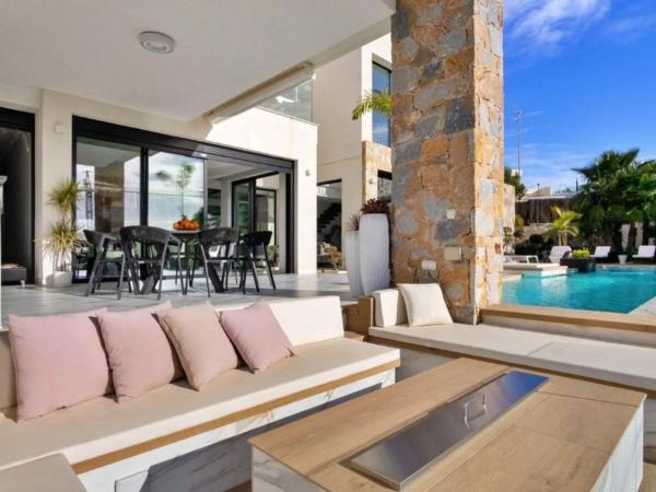 Casa independiente en calle Bonalba, 8