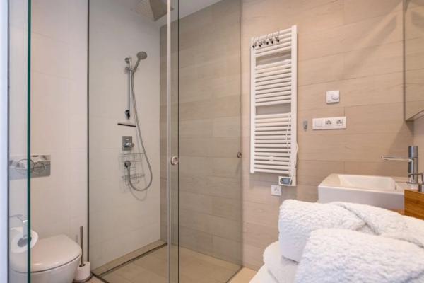 Piso en avenida de las Colinas