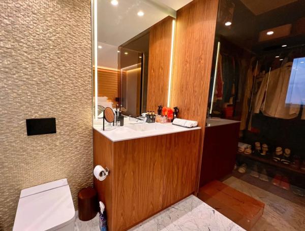 Piso en avenida de las Colinas