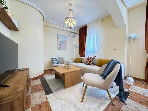 Chalet adosado en calle Castillo de Guadalest