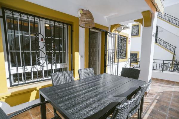 Chalet en Barrio Lomas de Cabo Roig-Los Dolses