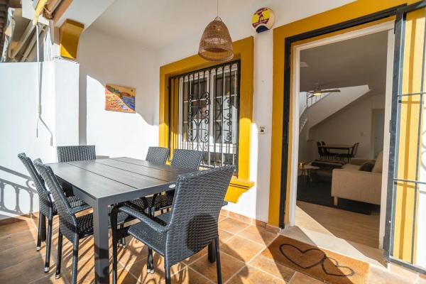 Chalet en Barrio Lomas de Cabo Roig-Los Dolses