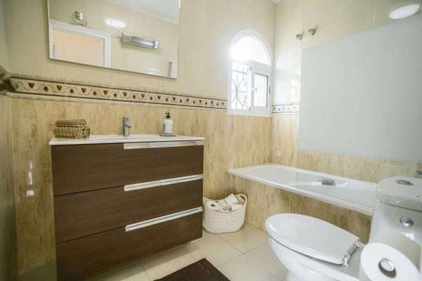 Chalet en Barrio Lomas de Cabo Roig-Los Dolses