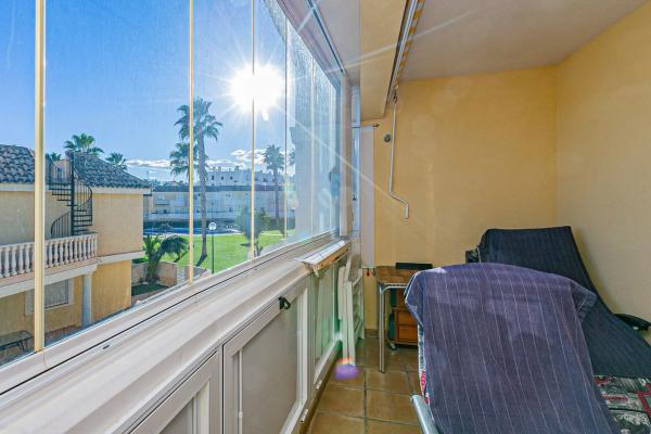 Piso en calle c turiñan, 25