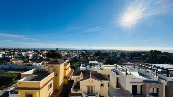 Piso en Barrio Lomas de Cabo Roig-Los Dolses