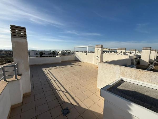 Ático en calle Cabo Turiñan