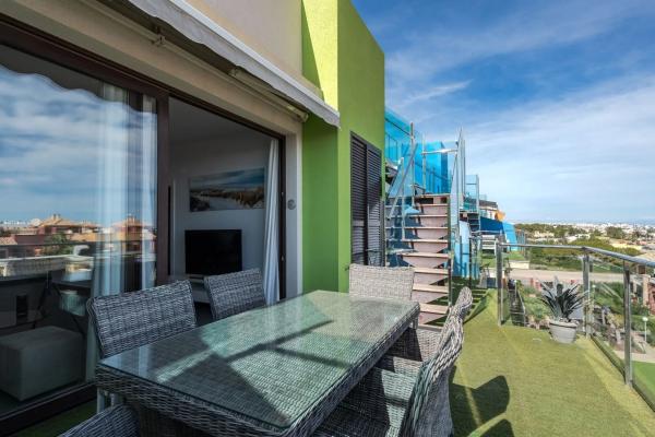 Piso en calle Cabo Tiñoso, 2