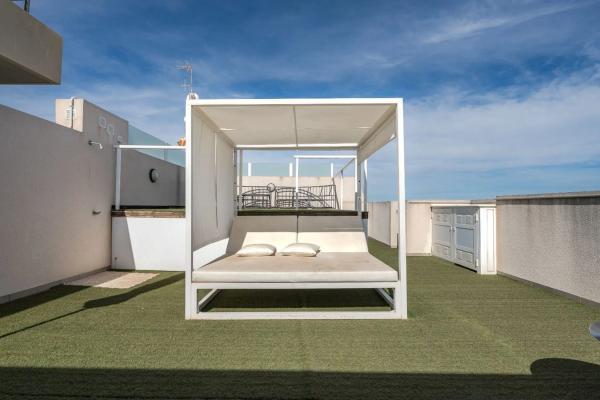 Piso en calle Cabo Tiñoso, 2