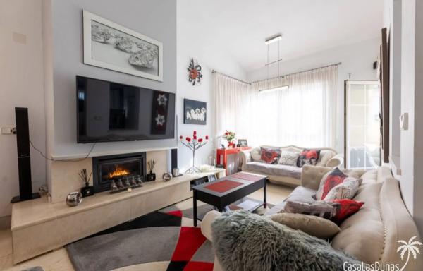 Casa independiente en plaza del Lio