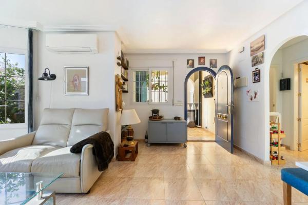 Casa independiente en calle Panticosa