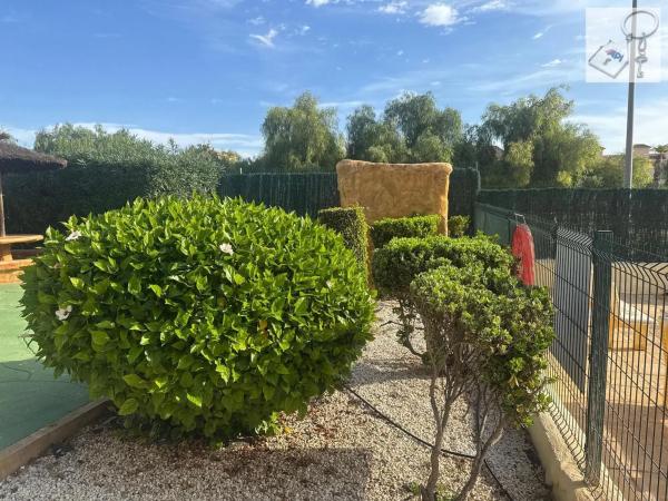 Chalet en Barrio Los Almendros-La Florida