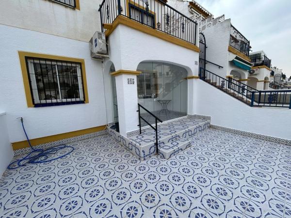 Dúplex en calle Antares, 315