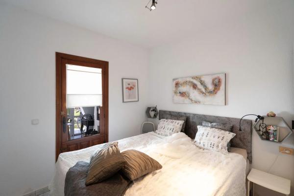 Chalet adosado en calle del Jabalí