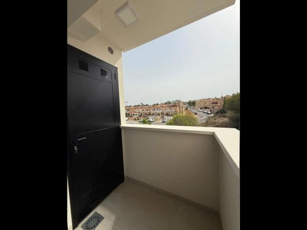 Piso en calle Lagos de Covadonga