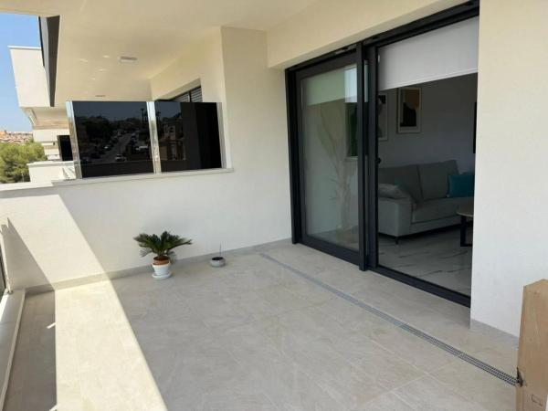 Piso en calle Lagos de Covadonga