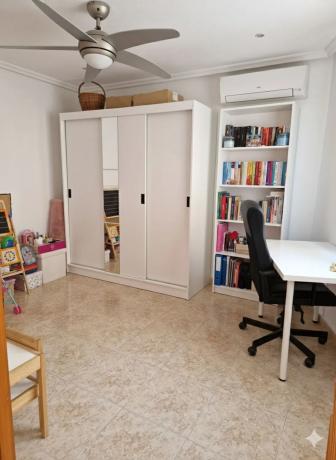 Chalet adosado en calle Pavo Real, 1