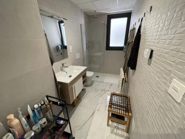 Piso en calle Lagos de Covadonga