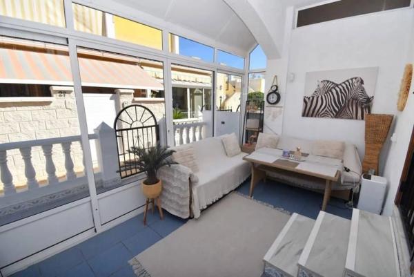 Chalet en Barrio Los Balcones y los Altos