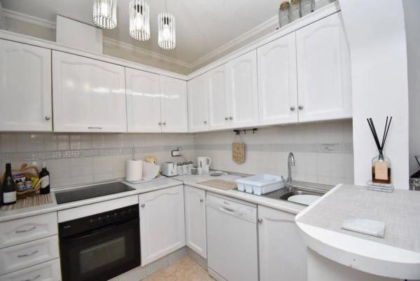 Chalet en Barrio Los Balcones y los Altos