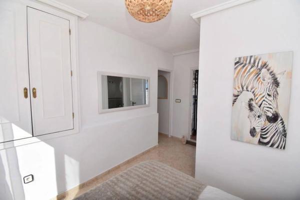 Chalet en Barrio Los Balcones y los Altos