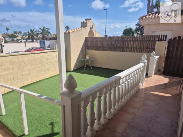 Chalet en Barrio Playa Flamenca