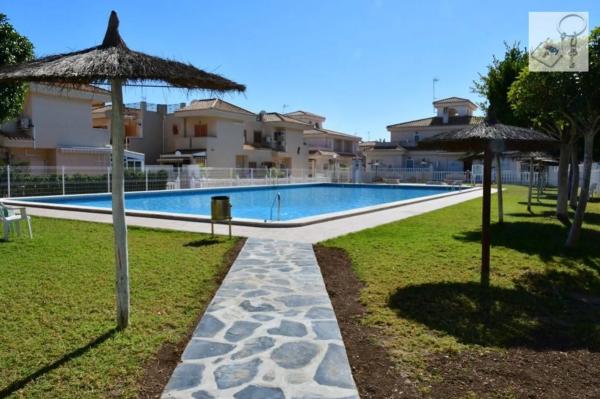 Chalet en Barrio Playa Flamenca