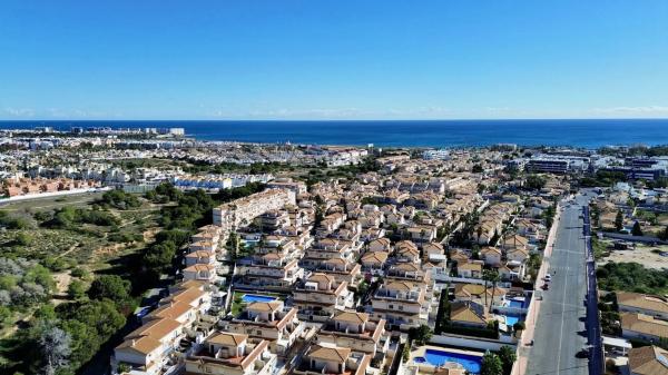 Piso en calle Nicolás de Bussi, 176