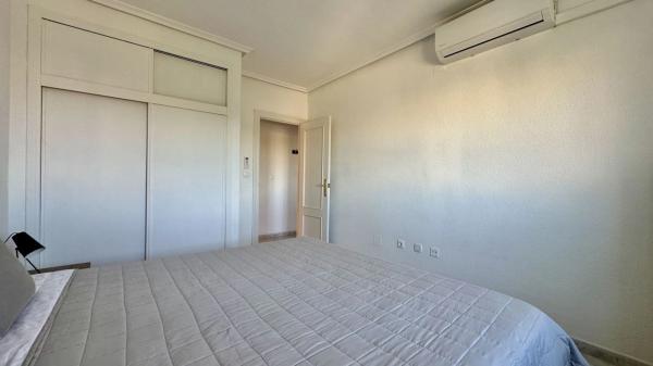 Piso en calle Nicolás de Bussi, 176