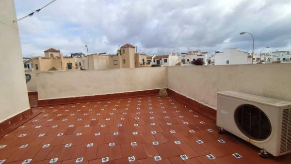 Chalet pareado en arco Iris