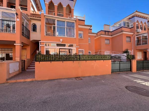 Dúplex en calle Guapiles