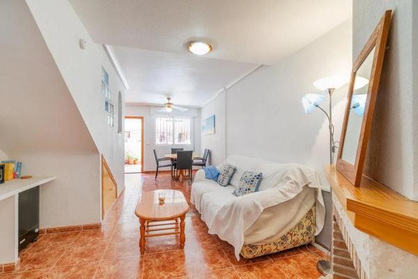 Chalet adosado en calle Nicolás de Bussi, 42