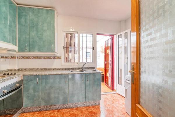 Chalet adosado en calle Nicolás de Bussi, 42