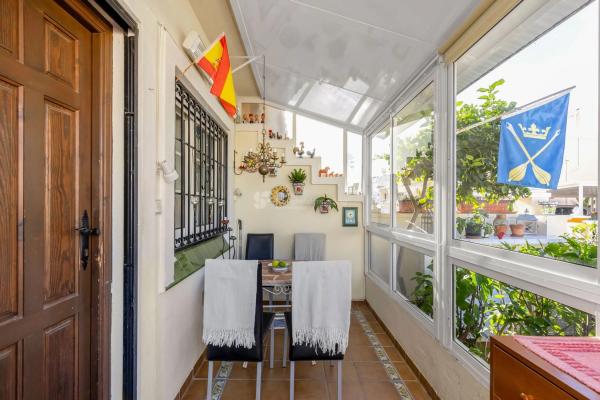 Chalet pareado en calle Clemenules