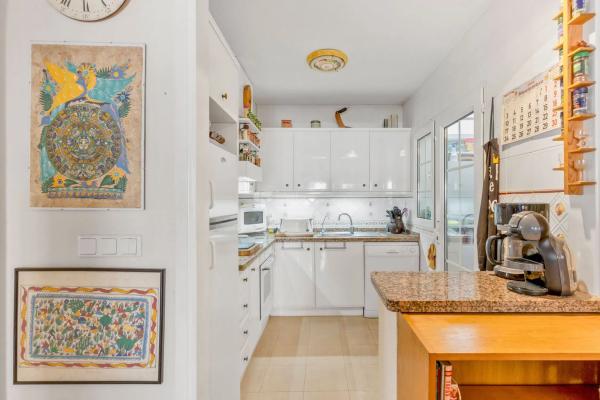 Chalet pareado en calle Clemenules