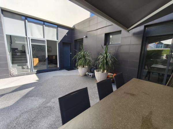 Chalet en Barrio Villamartín-Las Filipinas